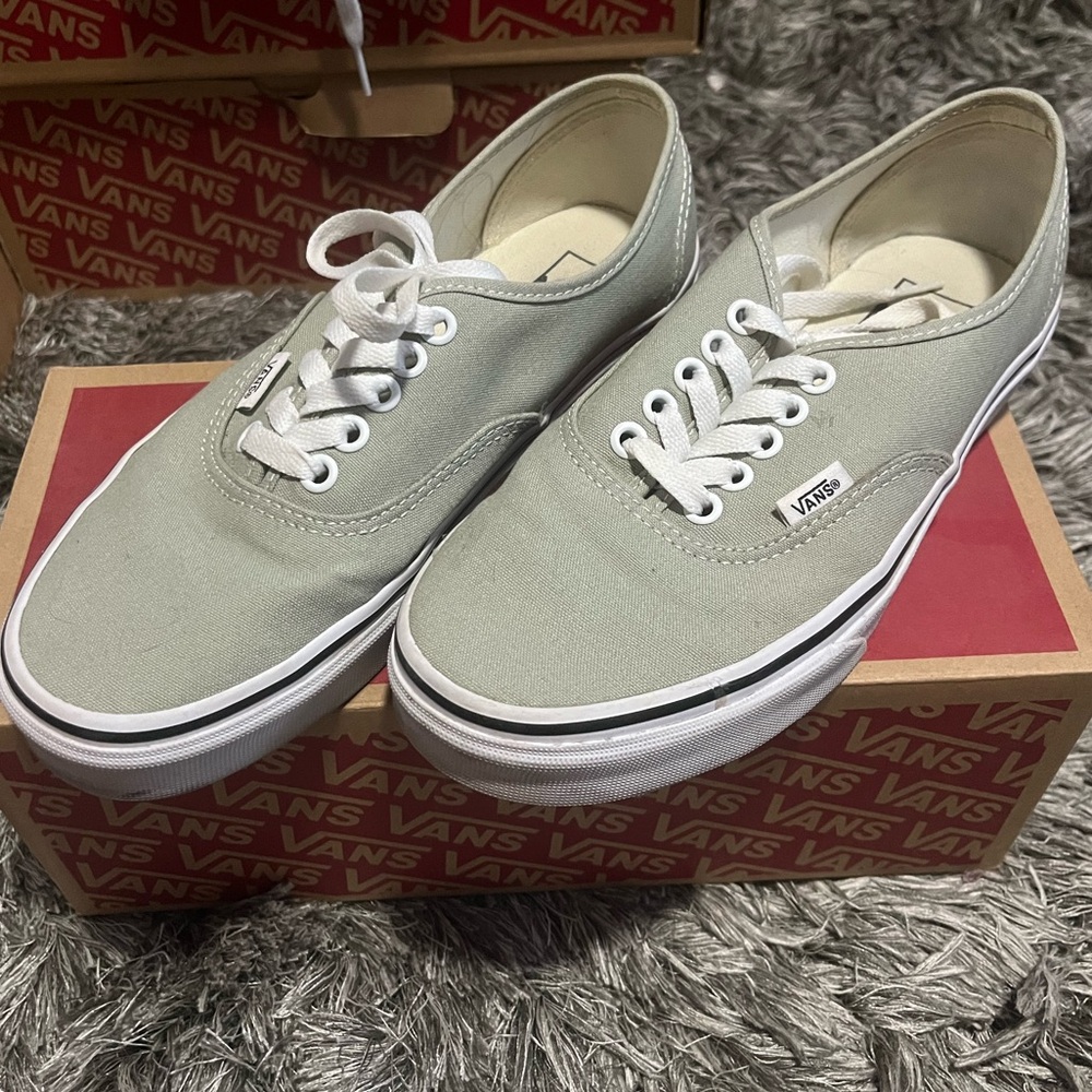 Vans Authentic Desert Sage Size 8 women’s